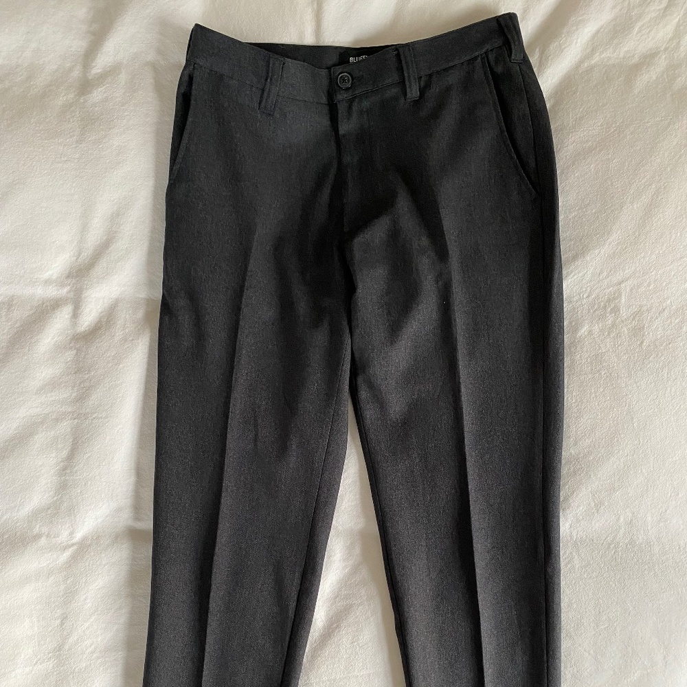 Bluffworks Gramercy Pants Tailored Fit Gotham Grey Charcoal Dress 32 x 29